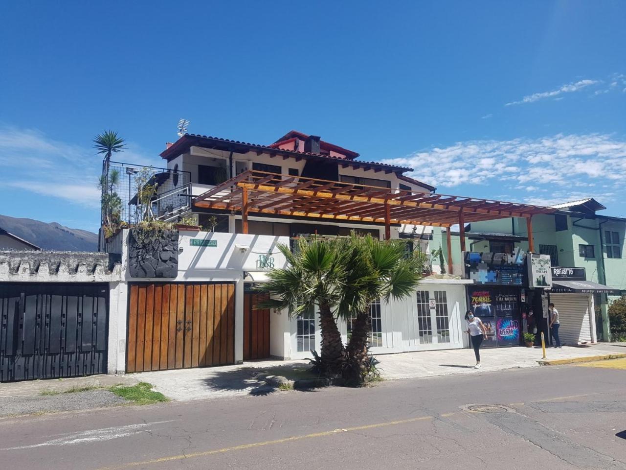 Bed And Breakfast La Uvilla Quito Zewnętrze zdjęcie